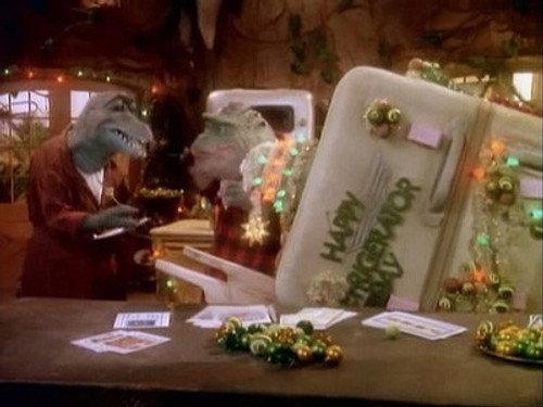 Dinosaurs Season 2 Episode 12 - Refrigerator Day
