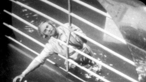 Doctor Who Season 4 Episode 22 - The Underwater Menace (4)