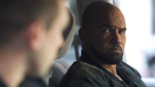 S.W.A.T. Season 5 Episode 16 - The Fugitive