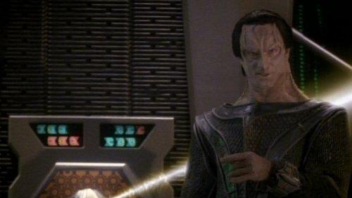 Star Trek: Deep Space Nine Season 3 Episode 7 - Civil Defense