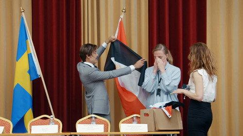 Dips Season 1 Episode 4 - Girl politics and Yemen