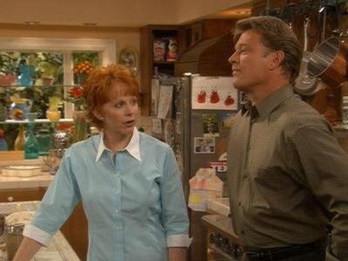 Reba Season 1 Episode 20 - The King and I