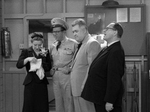The Phil Silvers Show Season 1 Episode 17 - The Investigation