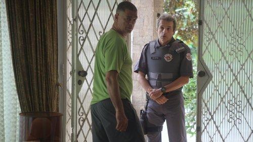 Good Morning, Verônica Season 1 Episode 5 - Outside the Box