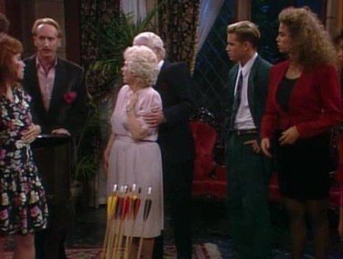 Saved by the Bell Season 3 Episode 26 - Mystery Weekend