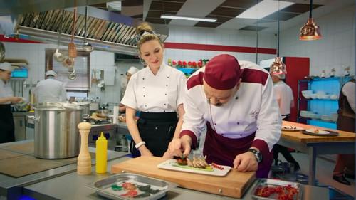 The Kitchen. War for the Hotel Season 1 Episode 8 - Episode 8