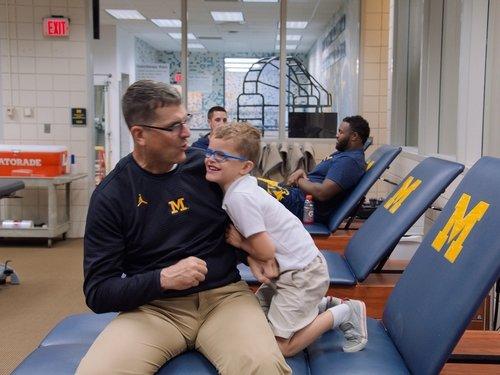 All or Nothing: The Michigan Wolverines Season 1 Episode 2 - Big Man on Campus