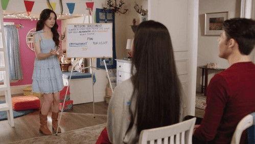 Holly Hobbie Season 3 Episode 5 - The Bumbling Bossgirl