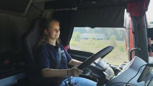 Girls Who Ride Season 4 Episode 2 - Episode 2