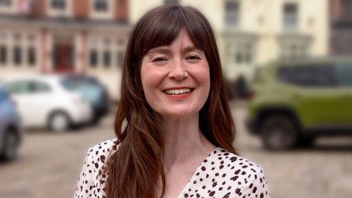 Bargain Hunt Season 67 Episode 21 - Heanor 21