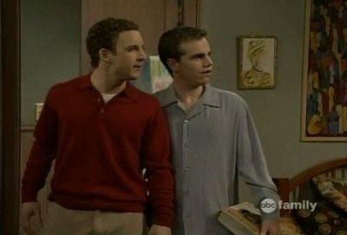 Boy Meets World Season 7 Episode 15 - The War (1)