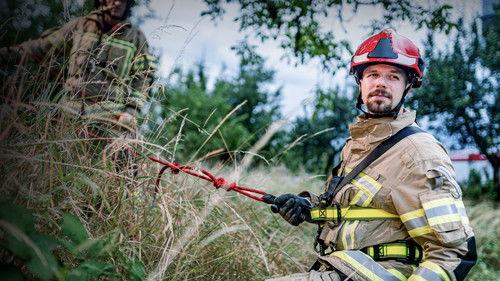 Feuer & Flamme Season 10 Episode 8 - Landslide - Excavator and driver may have crashed