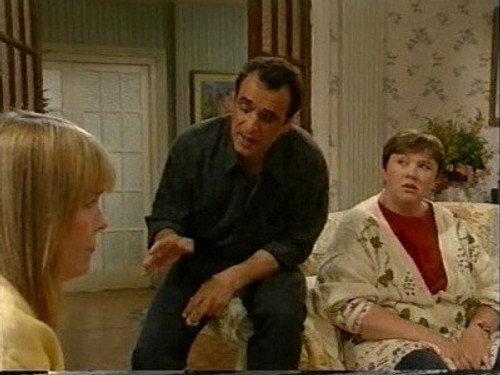 Birds of a Feather Season 6 Episode 8 - Out