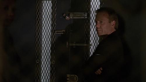 undefined Season 2 Episode 22 - Day 2: 5:00 A.M.-6:00 A.M.