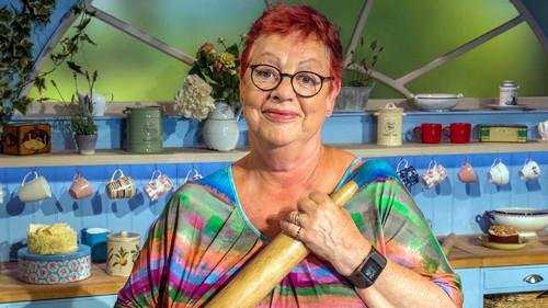 The Great British Bake Off: An Extra Slice Season 2 Episode 3 - Episode 3