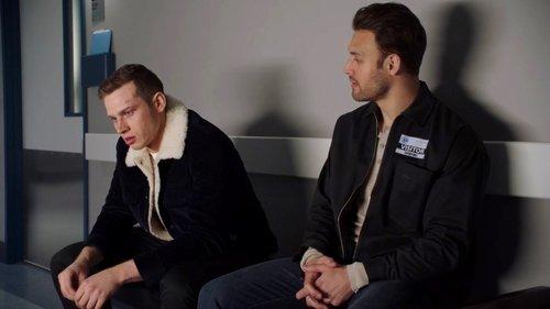 9-1-1 Season 2 Episode 13 - Fight or Flight