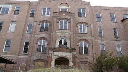 Ghost Adventures Season 18 Episode 8 - St. Ignatius Hospital