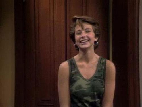 Family Ties Season 5 Episode 18 - A Tale of Two Cities  (2)