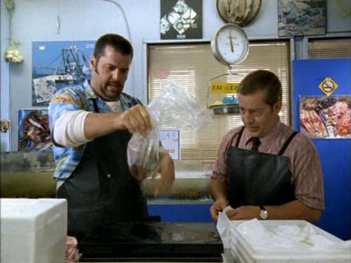 Les Bougon, c'est aussi ça la vie ! Season 1 Episode 4 - Citoyen du monde