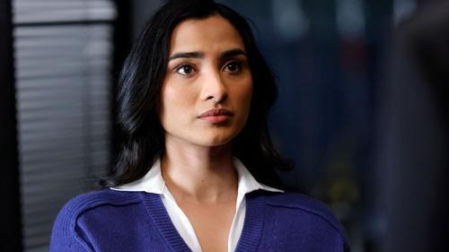 undefined Season 10 Episode 11 - The Man in the Hat