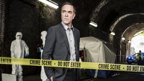 Stan Lee's Lucky Man Season 2 Episode 5 - What Lies Beneath