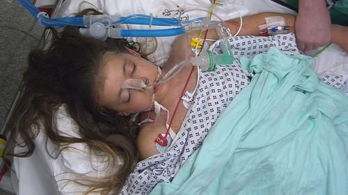 24 Hours in A&E Season 18 Episode 7 - Too Close for Comfort