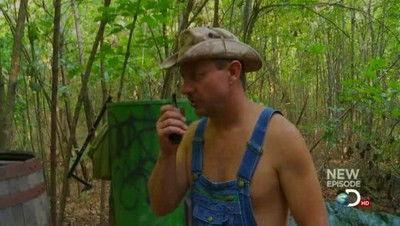 Moonshiners Season 1 Episode 3 - The Law Comes Knockin