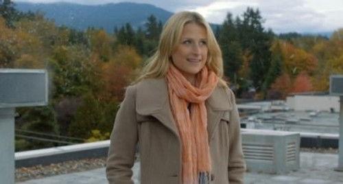 Emily Owens, M.D. Season 1 Episode 10 - Emily and… the Social Experiment