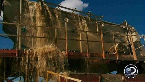 Gold Rush Season 8 Episode 14 - The Father, The Son & The Holy Roller