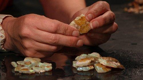 Outback Opal Hunters Season 12 Episode 9 - School of Hard Rocks