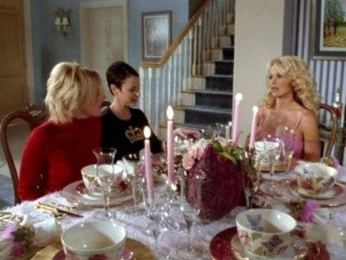 V.I.P. Season 3 Episode 18 - Val Under Covers