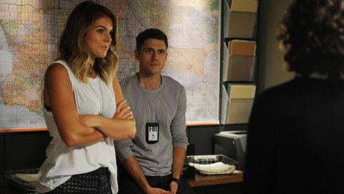 Graceland Season 2 Episode 2 - Connects