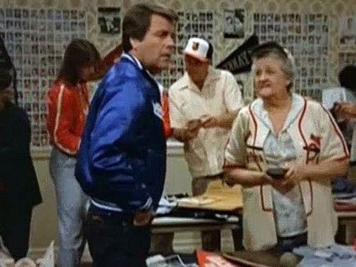 Hart to Hart Season 3 Episode 22 - The Harts Strike Out