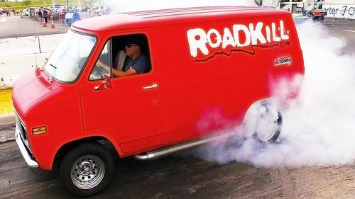 Hot Rod Garage Season 2 Episode 10 - Atomic LS7 Van Rear-Axle How-To and Drag Test!