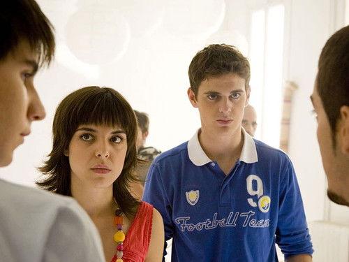 Physics or Chemistry Season 2 Episode 5 - De la amistad