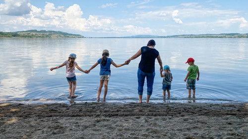 Mona mittendrin Season 8 Episode 1 - Episode 1