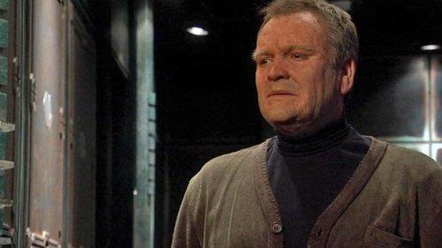 undefined Season 4 Episode 20 - The Last Man (1)