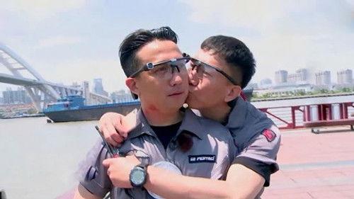 Go Fighting Season 1 Episode 1 - Where did the time go?