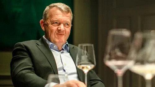 Middag med magten Season 2 Episode 1 - Episode 1