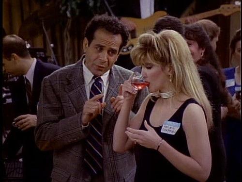 Wings Season 6 Episode 16 - Remembrance of Flings Past (1)