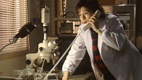 The Woman of S.R.I. Season 1 Episode 8 - 連続殺人を結ぶ美女! 死を誘う光の謎!!