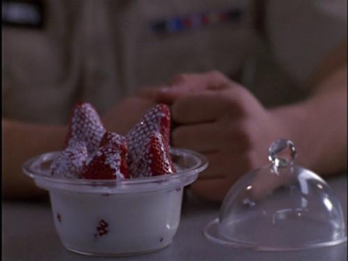 Space: Above and Beyond Season 1 Episode 17 - Dear Earth