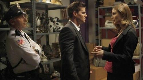 Bones Season 5 Episode 7 - The Dwarf in the Dirt