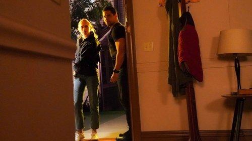 NCIS Season 16 Episode 6 - Beneath the Surface