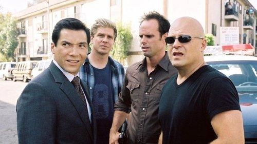 The Shield Season 3 Episode 1 - Playing Tight