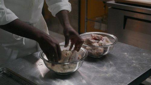 The Food That Built America Season 4 Episode 3 - Flight of the Buffalo Wing