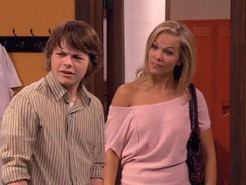 Mr. Young Season 1 Episode 2 - Mr. Roboto