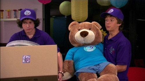 Zoey 101 Season 1 Episode 3 - Webcam