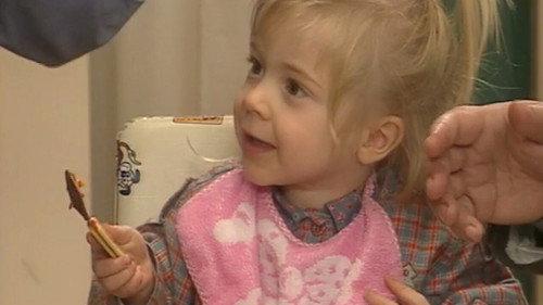A doctor in the family Season 1 Episode 2 - A cousin on the run / Happy birthday, Maria!