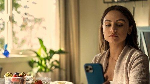 The Consultant Season 1 Episode 6 - Glass